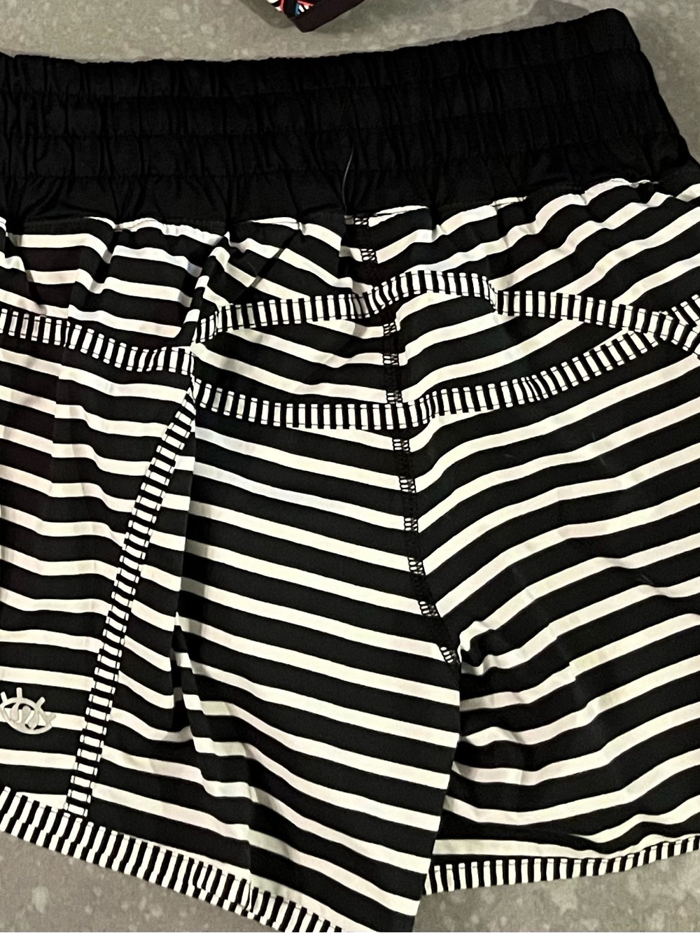 Size 6 Lululemon